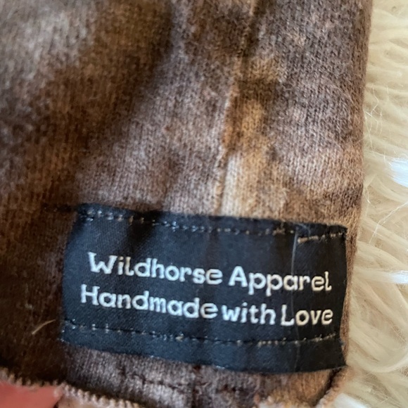 Rare, handmade oversized hemp Wildhorse Apparel Tunic. Hand painted. - Picture 2 of 2